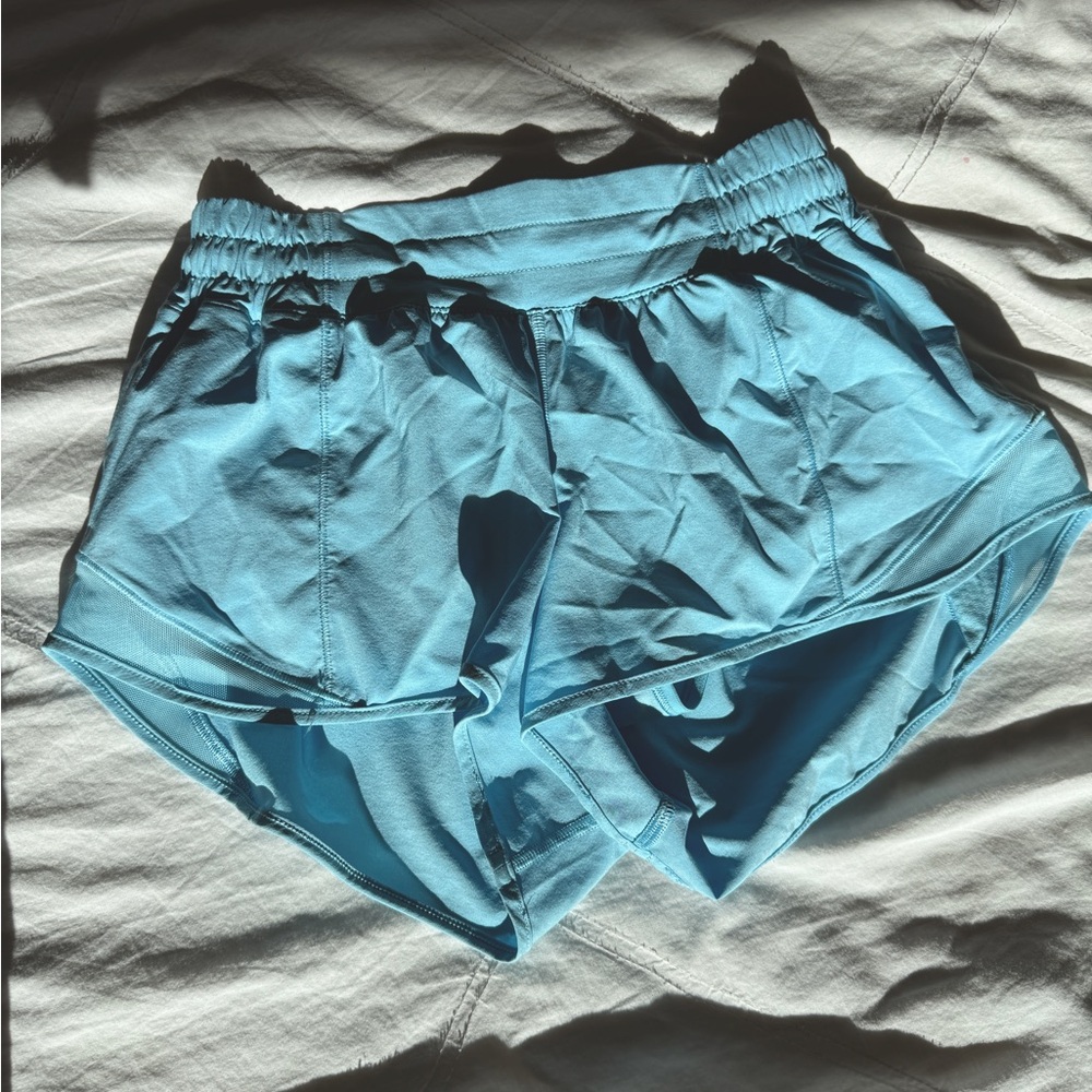 Icing blue lululemon hotty hots low rise 2.5 inch